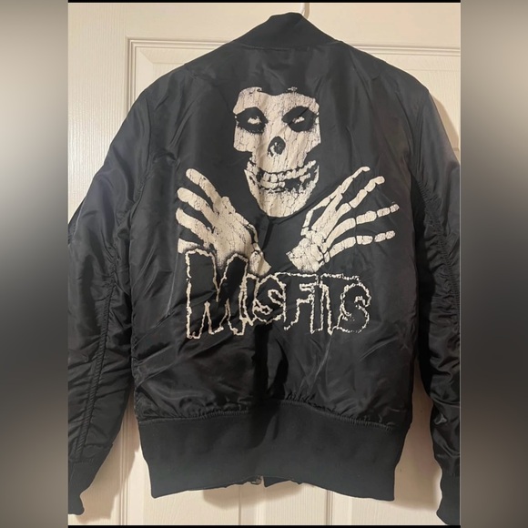 Official Misfits Bomber, Black, Size Small, Unisex, 
Official licensed product - Picture 1 of 9